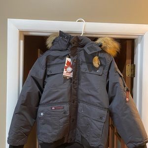 Canada Weathergear Size 14/16 removable fur hood